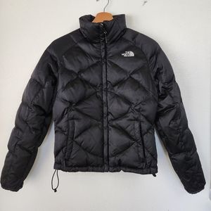 The North Face 550 goose down puffer jacket